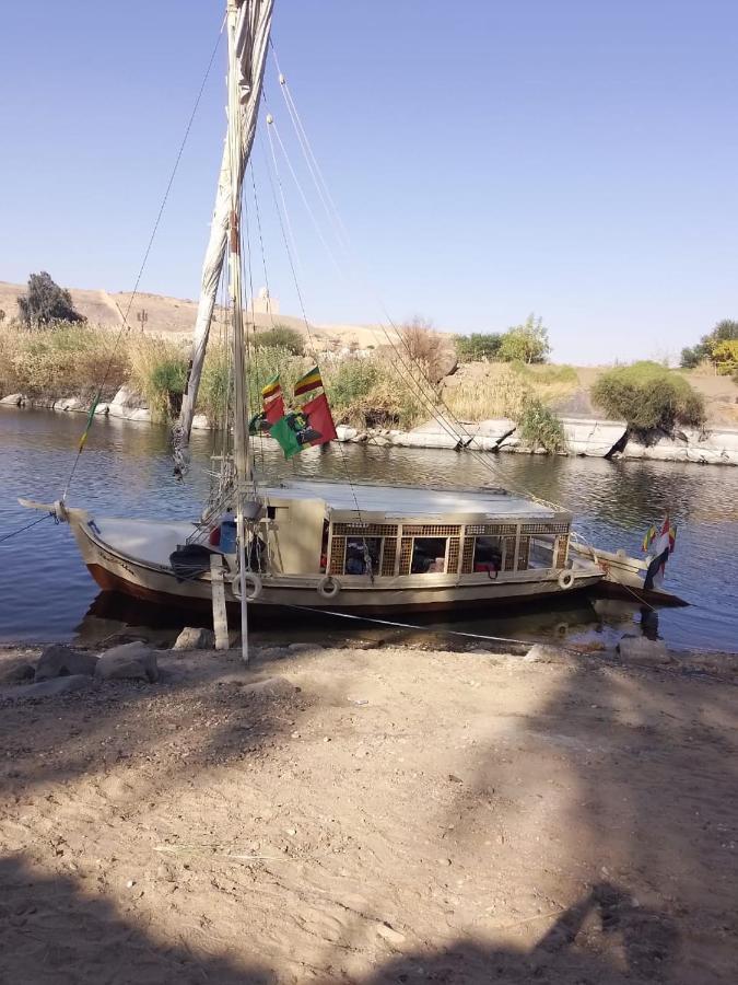 Nile Felucca Adventure 호텔 아스완 외부 사진