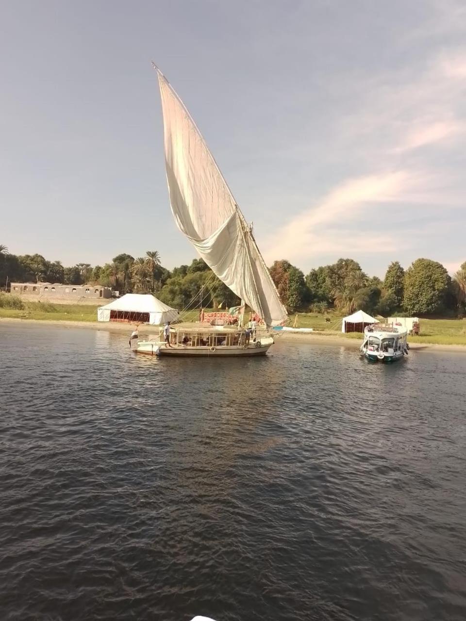 Nile Felucca Adventure 호텔 아스완 외부 사진