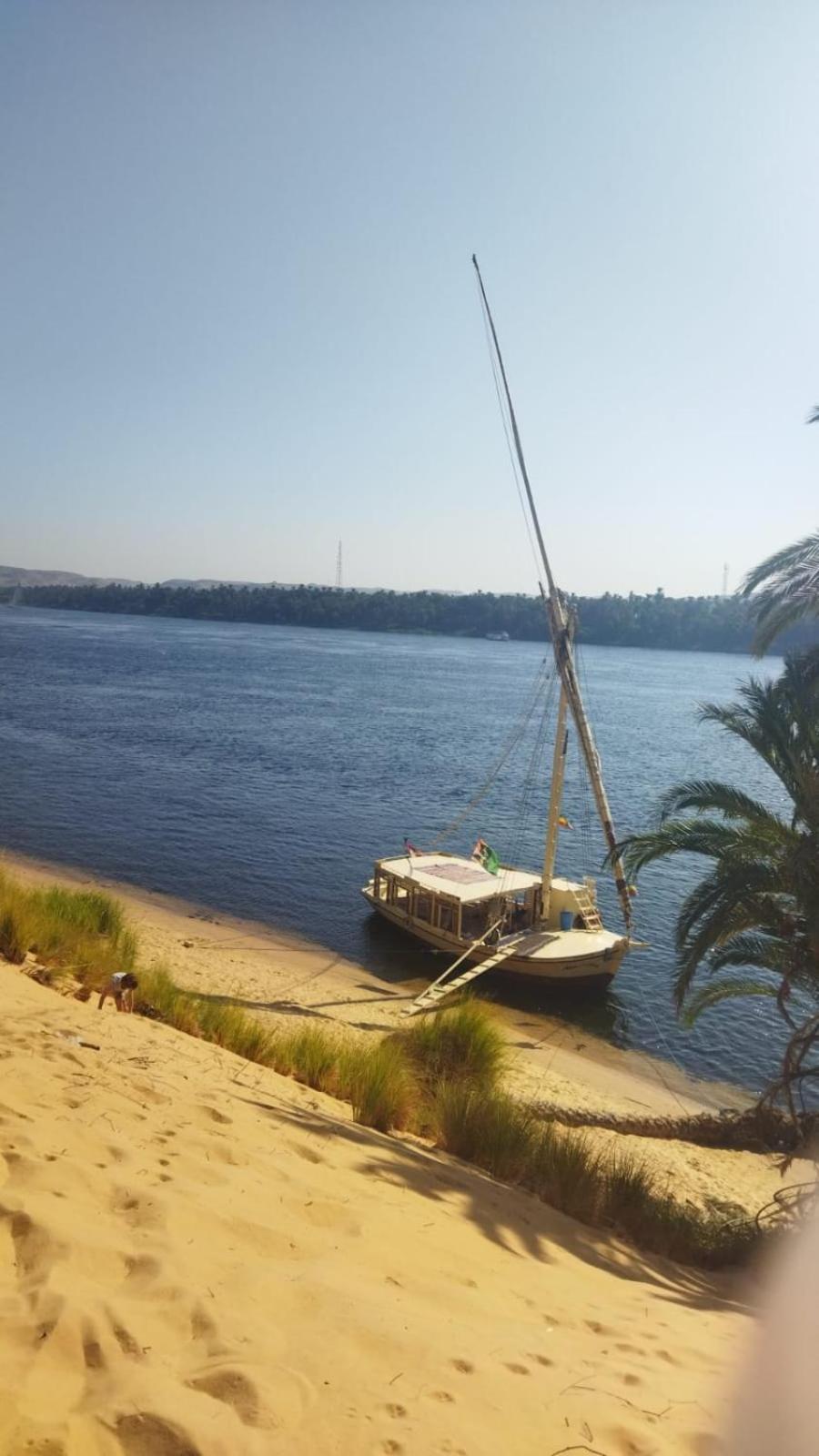 Nile Felucca Adventure 호텔 아스완 외부 사진